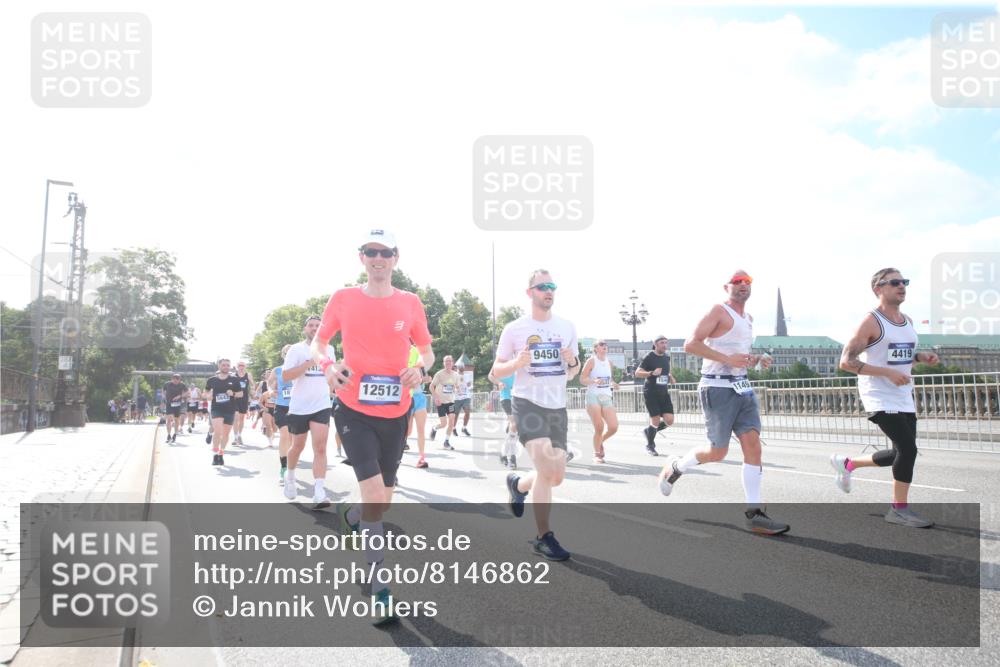 29.06.2025 - hella hamburg halbmarathon Jannik Wohlers http://msf.ph/oto/8146862 29.06.2025 10:00:03 Lombardsbrücke 1019, 1180, 1526, 1544, 1568, 1681, 2027, 2086, 2236, 2346, 2426, 2606, 2652, 2730, 2982, 3042, 3177, 3319, 3400, 3794, 3861, 4419, 4579, 4594, 4767, 4813, 4940, 4945, 5643, 5728, 6082, 6084, 6220, 6260, 6470, 6891, 8531, 8669, 9450, 9485, 9622, 10044, 10582, 10587, 10665, 10746, 10766, 10797, 11083, 11324, 11499, 11523, 11527, 11605, 11846, 11960, 12515, 12646, 12773, 12774, 12879, 13234, 13236, 13376, 13459, 13512, 14135, 14348, 15189, 16418, 17145 meine-sportfotos.de