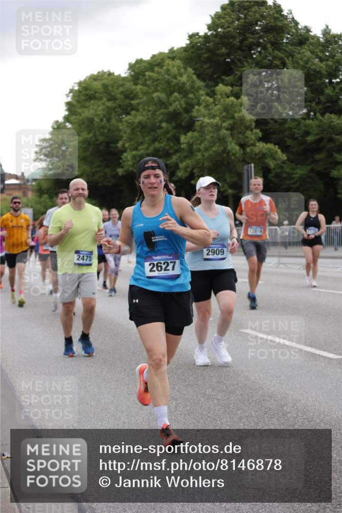 29.06.2025 - hella hamburg halbmarathon Jannik Wohlers http://msf.ph/oto/8146878 29.06.2025 10:48:02 Lombardsbrücke 1142, 1645, 2195, 2475, 2627, 2756, 2909, 3224, 3320, 3504, 3661, 4588, 5585, 5781, 6143, 7532, 8461, 8948, 9775, 9787, 10059, 10145, 12022, 12152, 12192, 12439, 12452, 12932, 13559, 13675, 13814, 13914, 15489, 15593, 15715, 16368, 16498, 16499, 16669, 16693, 16935, 16965, 17631, 17930, 18248, 18967 meine-sportfotos.de