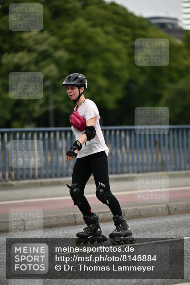 29.06.2025 - hella hamburg halbmarathon Dr. Thomas Lammeyer http://msf.ph/oto/8146884 29.06.2025 09:18:53 Kennedybrücke  meine-sportfotos.de