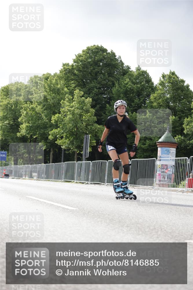 29.06.2025 - hella hamburg halbmarathon Jannik Wohlers http://msf.ph/oto/8146885 29.06.2025 09:09:23 Lombardsbrücke  meine-sportfotos.de