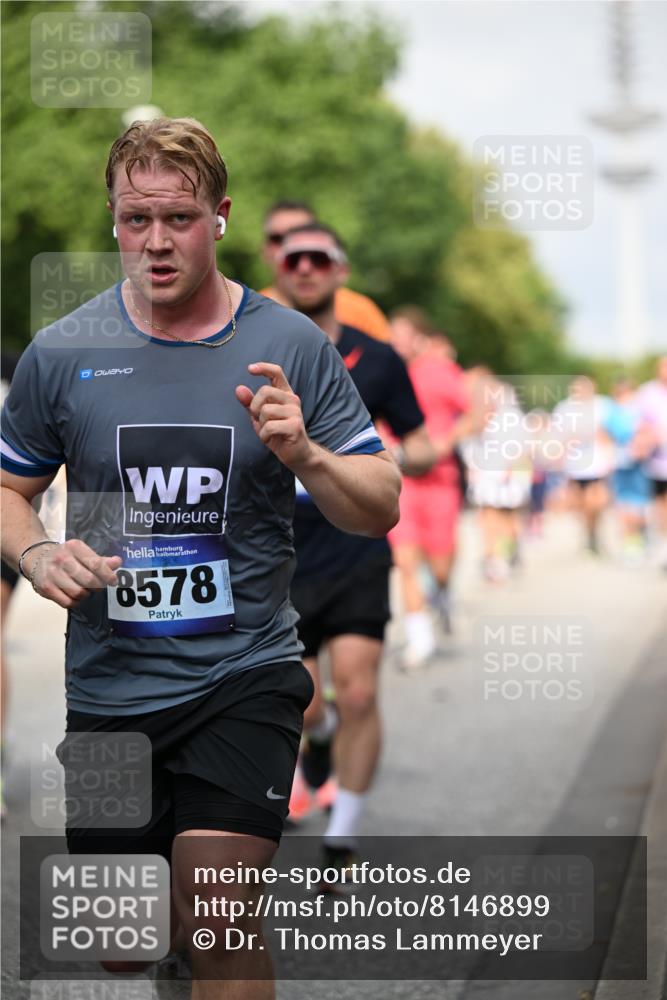 29.06.2025 - hella hamburg halbmarathon Dr. Thomas Lammeyer http://msf.ph/oto/8146899 29.06.2025 10:05:47 Kennedybrücke 1464, 1653, 1722, 1724, 1881, 2167, 2591, 2806, 2957, 3039, 3199, 3663, 3976, 4322, 4649, 5547, 5602, 5603, 5675, 6281, 0000, 6302, 6327, 6438, 6921, 7189, 7223, 7846, 8191, 8392, 8578, 8632, 8822, 8926, 9230, 10074, 10281, 10301, 10882, 10915, 11043 meine-sportfotos.de