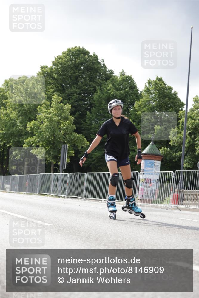 29.06.2025 - hella hamburg halbmarathon Jannik Wohlers http://msf.ph/oto/8146909 29.06.2025 09:09:23 Lombardsbrücke  meine-sportfotos.de