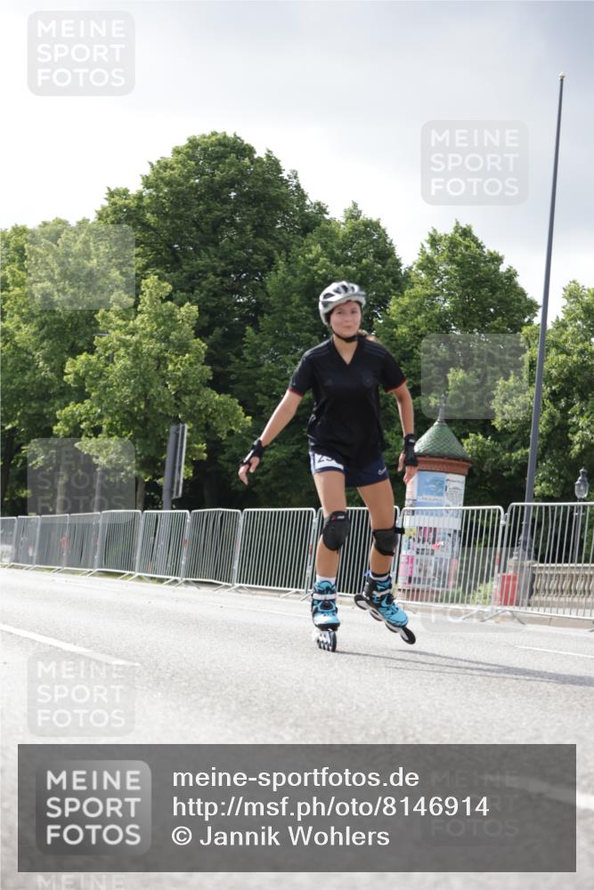 29.06.2025 - hella hamburg halbmarathon Jannik Wohlers http://msf.ph/oto/8146914 29.06.2025 09:09:23 Lombardsbrücke  meine-sportfotos.de