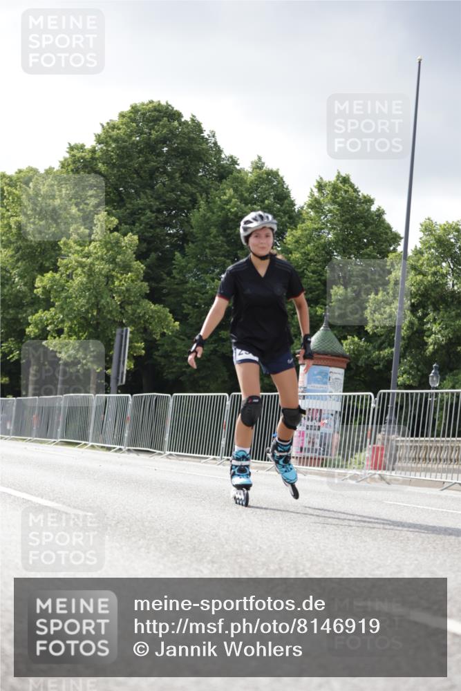 29.06.2025 - hella hamburg halbmarathon Jannik Wohlers http://msf.ph/oto/8146919 29.06.2025 09:09:23 Lombardsbrücke  meine-sportfotos.de
