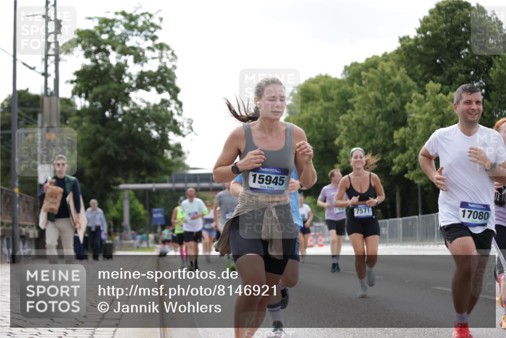 29.06.2025 - hella hamburg halbmarathon Jannik Wohlers http://msf.ph/oto/8146921 29.06.2025 10:11:18 Lombardsbrücke 1328, 1531, 1866, 1992, 3363, 4227, 5379, 5605, 7571, 8115, 8807, 8810, 9428, 10428, 11321, 11507, 12473, 13177, 13203, 13939, 14008, 14384, 15945, 17080, 17638, 17774, 17866, 18278 meine-sportfotos.de