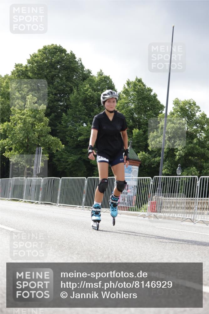 29.06.2025 - hella hamburg halbmarathon Jannik Wohlers http://msf.ph/oto/8146929 29.06.2025 09:09:23 Lombardsbrücke  meine-sportfotos.de