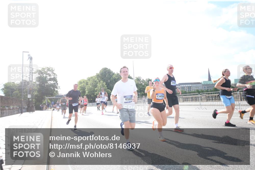 29.06.2025 - hella hamburg halbmarathon Jannik Wohlers http://msf.ph/oto/8146937 29.06.2025 10:00:07 Lombardsbrücke 1019, 1526, 1544, 1568, 1583, 1681, 2027, 2086, 2236, 2346, 2426, 2474, 2606, 2652, 2982, 3042, 3319, 3400, 3794, 3861, 4419, 4579, 4594, 4767, 4813, 4940, 4945, 5643, 6084, 6138, 6220, 6260, 6443, 6470, 8669, 9450, 9485, 9622, 10587, 10599, 10665, 10746, 10766, 10797, 11083, 11324, 11499, 11523, 11527, 11605, 11960, 12515, 12646, 12773, 12879, 13234, 13236, 13376, 13459, 13512, 14135, 14348, 15189, 15980, 16418, 17145, 18762 meine-sportfotos.de