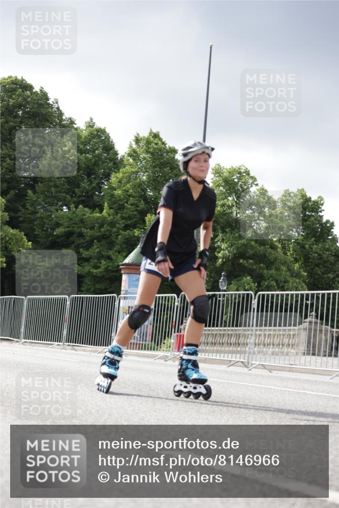 29.06.2025 - hella hamburg halbmarathon Jannik Wohlers http://msf.ph/oto/8146966 29.06.2025 09:09:23 Lombardsbrücke  meine-sportfotos.de