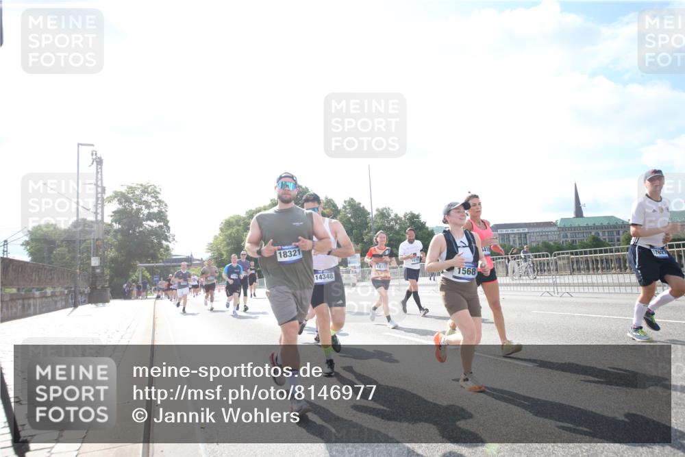29.06.2025 - hella hamburg halbmarathon Jannik Wohlers http://msf.ph/oto/8146977 29.06.2025 10:00:11 Lombardsbrücke 1544, 1568, 1583, 1611, 1681, 2236, 2346, 2426, 2474, 2982, 3042, 3400, 3794, 4419, 4579, 4767, 4940, 4945, 5643, 6138, 6220, 6443, 8669, 9450, 9485, 9553, 9555, 9577, 9622, 10587, 10599, 10665, 10746, 10797, 11324, 11499, 11523, 11527, 11605, 11960, 12515, 12773, 12879, 13234, 13236, 13376, 13459, 13498, 13558, 14135, 14348, 15189, 15980, 16093, 16418, 17145, 18450, 18508, 18762 meine-sportfotos.de