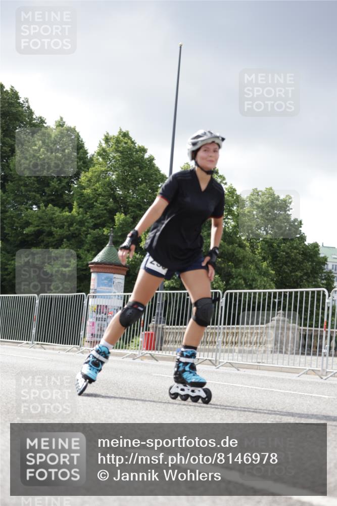29.06.2025 - hella hamburg halbmarathon Jannik Wohlers http://msf.ph/oto/8146978 29.06.2025 09:09:24 Lombardsbrücke  meine-sportfotos.de