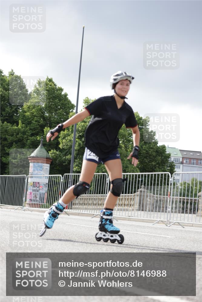 29.06.2025 - hella hamburg halbmarathon Jannik Wohlers http://msf.ph/oto/8146988 29.06.2025 09:09:24 Lombardsbrücke  meine-sportfotos.de