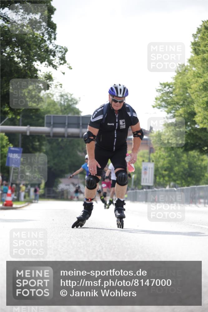 29.06.2025 - hella hamburg halbmarathon Jannik Wohlers http://msf.ph/oto/8147000 29.06.2025 09:09:27 Lombardsbrücke  meine-sportfotos.de