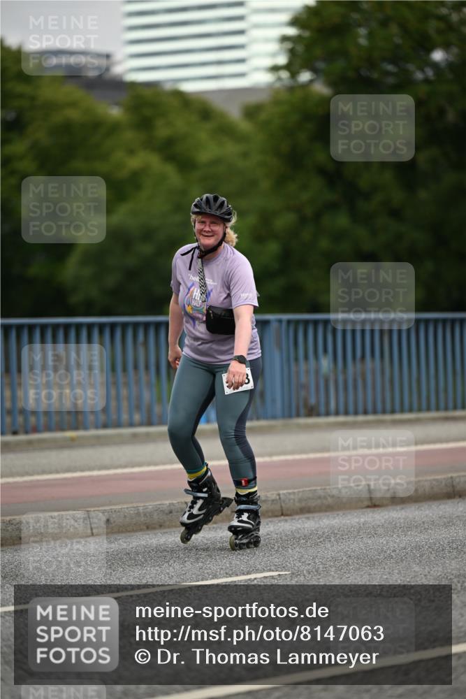 29.06.2025 - hella hamburg halbmarathon Dr. Thomas Lammeyer http://msf.ph/oto/8147063 29.06.2025 09:19:03 Kennedybrücke  meine-sportfotos.de