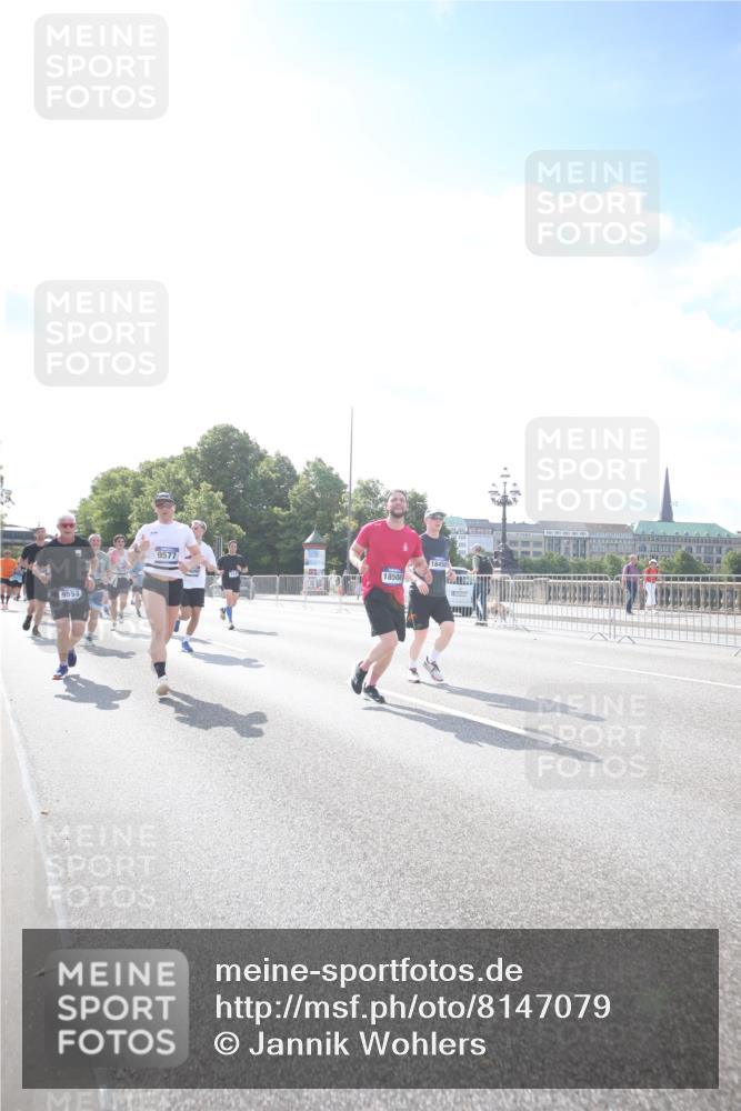 29.06.2025 - hella hamburg halbmarathon Jannik Wohlers http://msf.ph/oto/8147079 29.06.2025 10:00:20 Lombardsbrücke 1568, 1583, 1611, 2236, 2474, 3059, 3141, 3983, 4616, 5033, 5418, 6138, 6443, 6714, 6757, 8478, 8632, 8923, 9124, 9553, 9555, 9577, 10074, 10599, 10705, 10746, 11605, 11623, 12787, 12809, 13086, 13376, 13407, 13498, 13558, 14348, 14577, 14673, 15189, 15980, 16093, 16418, 16434, 17087, 17145, 17268, 17852, 18125, 18426, 18450, 18508, 18612, 18762, 18919 meine-sportfotos.de