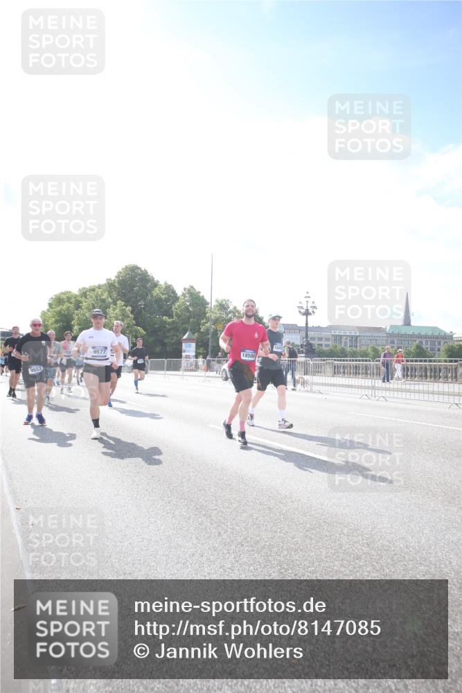 29.06.2025 - hella hamburg halbmarathon Jannik Wohlers http://msf.ph/oto/8147085 29.06.2025 10:00:20 Lombardsbrücke 1568, 1583, 1611, 2236, 2474, 3059, 3141, 3983, 4616, 5033, 5418, 6138, 6443, 6714, 6757, 8478, 8632, 8923, 9124, 9553, 9555, 9577, 10074, 10599, 10705, 10746, 11605, 11623, 12787, 12809, 13086, 13376, 13407, 13498, 13558, 14348, 14577, 14673, 15189, 15980, 16093, 16418, 16434, 17087, 17145, 17268, 17852, 18125, 18426, 18450, 18508, 18612, 18762, 18919 meine-sportfotos.de