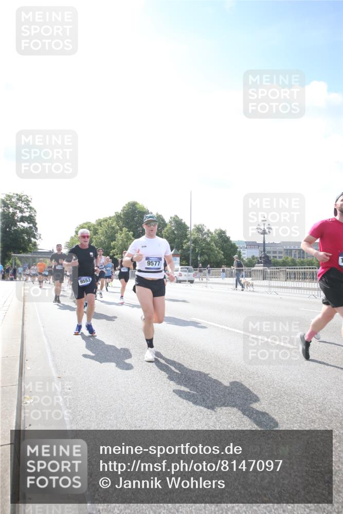29.06.2025 - hella hamburg halbmarathon Jannik Wohlers http://msf.ph/oto/8147097 29.06.2025 10:00:20 Lombardsbrücke 1568, 1583, 1611, 2236, 2474, 3059, 3141, 3983, 4616, 5033, 5418, 6138, 6443, 6714, 6757, 8478, 8632, 8923, 9124, 9553, 9555, 9577, 10074, 10599, 10705, 10746, 11605, 11623, 12787, 12809, 13086, 13376, 13407, 13498, 13558, 14348, 14577, 14673, 15189, 15980, 16093, 16418, 16434, 17087, 17145, 17268, 17852, 18125, 18426, 18450, 18508, 18612, 18762, 18919 meine-sportfotos.de