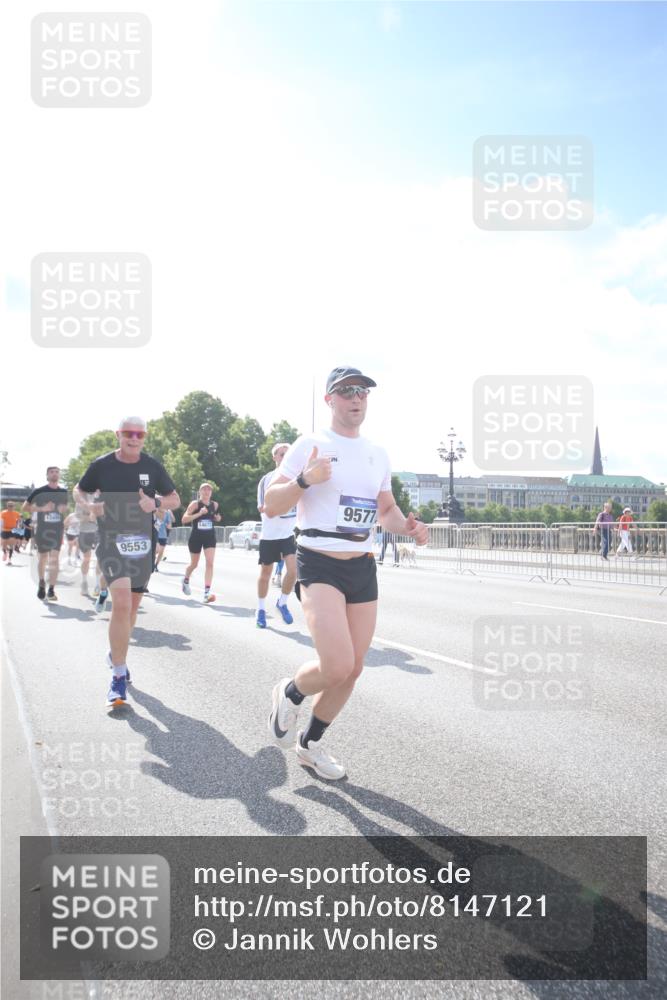 29.06.2025 - hella hamburg halbmarathon Jannik Wohlers http://msf.ph/oto/8147121 29.06.2025 10:00:21 Lombardsbrücke 1583, 1611, 2236, 2474, 3059, 3141, 3983, 4616, 5033, 5418, 6138, 6443, 6714, 6757, 8478, 8632, 8923, 9124, 9553, 9555, 9577, 10074, 10271, 10599, 10705, 10746, 11605, 11623, 12787, 12809, 13086, 13407, 13498, 13558, 14577, 14673, 15980, 16093, 16418, 16434, 17087, 17268, 17852, 18125, 18426, 18450, 18508, 18612, 18762, 18919 meine-sportfotos.de