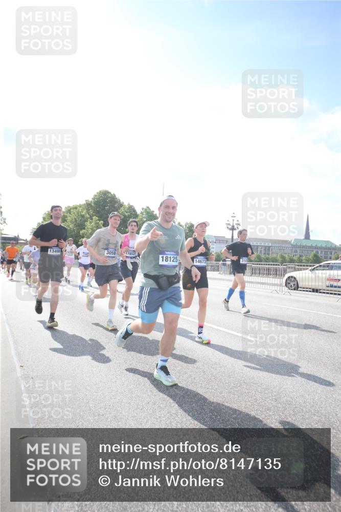 29.06.2025 - hella hamburg halbmarathon Jannik Wohlers http://msf.ph/oto/8147135 29.06.2025 10:00:22 Lombardsbrücke 1583, 1611, 2236, 2474, 3059, 3141, 3983, 4616, 5033, 5418, 6138, 6443, 6714, 6757, 8255, 8478, 8632, 8923, 9124, 9553, 9555, 9577, 10074, 10271, 10599, 10705, 10746, 11605, 11623, 12787, 12809, 13086, 13407, 13498, 13558, 14577, 14673, 15232, 15284, 15980, 16093, 16418, 16434, 17087, 17268, 17852, 18125, 18426, 18450, 18508, 18612, 18762, 18919 meine-sportfotos.de