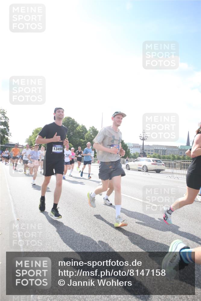 29.06.2025 - hella hamburg halbmarathon Jannik Wohlers http://msf.ph/oto/8147158 29.06.2025 10:00:23 Lombardsbrücke 1583, 1611, 2236, 2474, 3059, 3141, 3983, 4616, 5033, 5418, 5870, 6138, 6443, 6714, 6757, 7761, 8255, 8478, 8632, 8923, 9124, 9553, 9555, 9577, 10074, 10271, 10599, 10705, 10746, 11623, 12787, 12809, 13086, 13407, 13498, 13558, 14306, 14577, 14673, 15232, 15284, 15980, 16093, 16434, 17087, 17268, 17852, 18125, 18426, 18450, 18485, 18508, 18612, 18762, 18919 meine-sportfotos.de