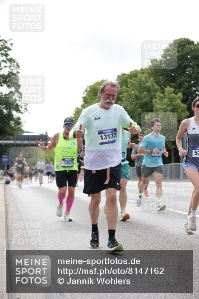 29.06.2025 - hella hamburg halbmarathon Jannik Wohlers http://msf.ph/oto/8147162 29.06.2025 10:11:24 Lombardsbrücke 1328, 1531, 1992, 3363, 4227, 5379, 5605, 7571, 9191, 9428, 10042, 10409, 10428, 11507, 11917, 12473, 13177, 13203, 13542, 13958, 14384, 15945, 17080, 17638, 17774, 17866, 18261, 18278, 18395 meine-sportfotos.de