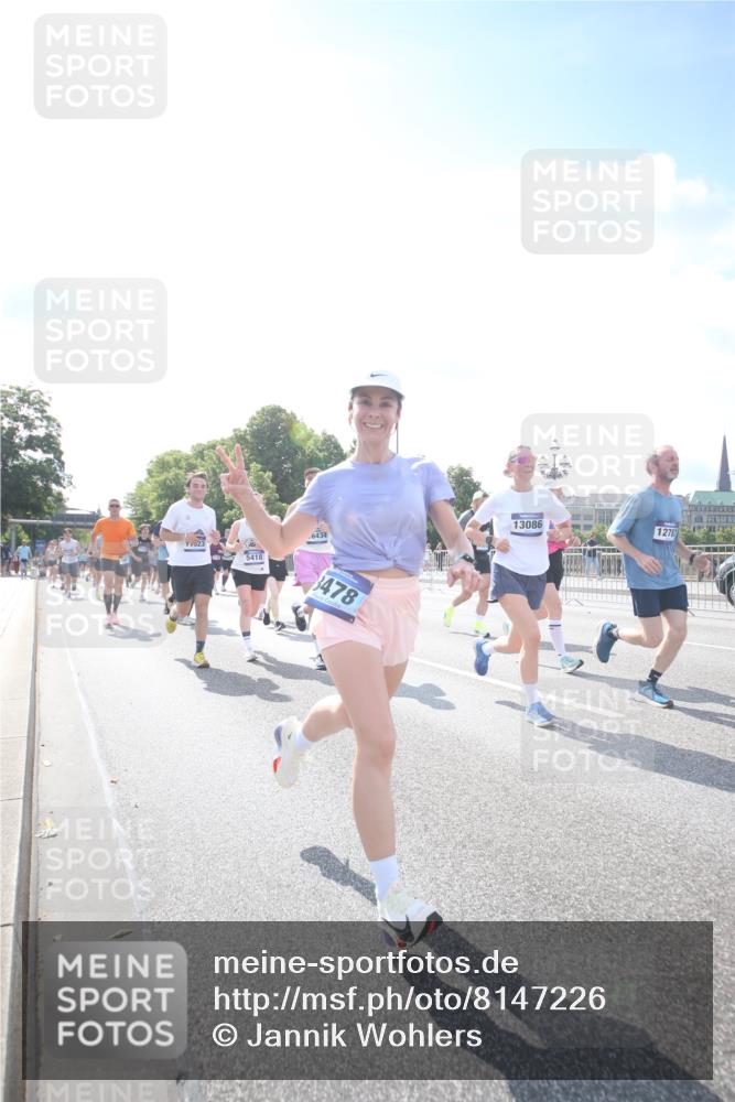 29.06.2025 - hella hamburg halbmarathon Jannik Wohlers http://msf.ph/oto/8147226 29.06.2025 10:00:25 Lombardsbrücke 1583, 1611, 2474, 3059, 3141, 3740, 3983, 4616, 4708, 5033, 5418, 5870, 6138, 6147, 6443, 6714, 6757, 7757, 7759, 7761, 8255, 8326, 8478, 8632, 8923, 9124, 9553, 9555, 9577, 10074, 10271, 10599, 10705, 11623, 12787, 12809, 13086, 13407, 13498, 13558, 14306, 14577, 14673, 15232, 15284, 15980, 16093, 16434, 16922, 17087, 17268, 17304, 17852, 18125, 18426, 18450, 18485, 18508, 18612, 18762, 18919 meine-sportfotos.de