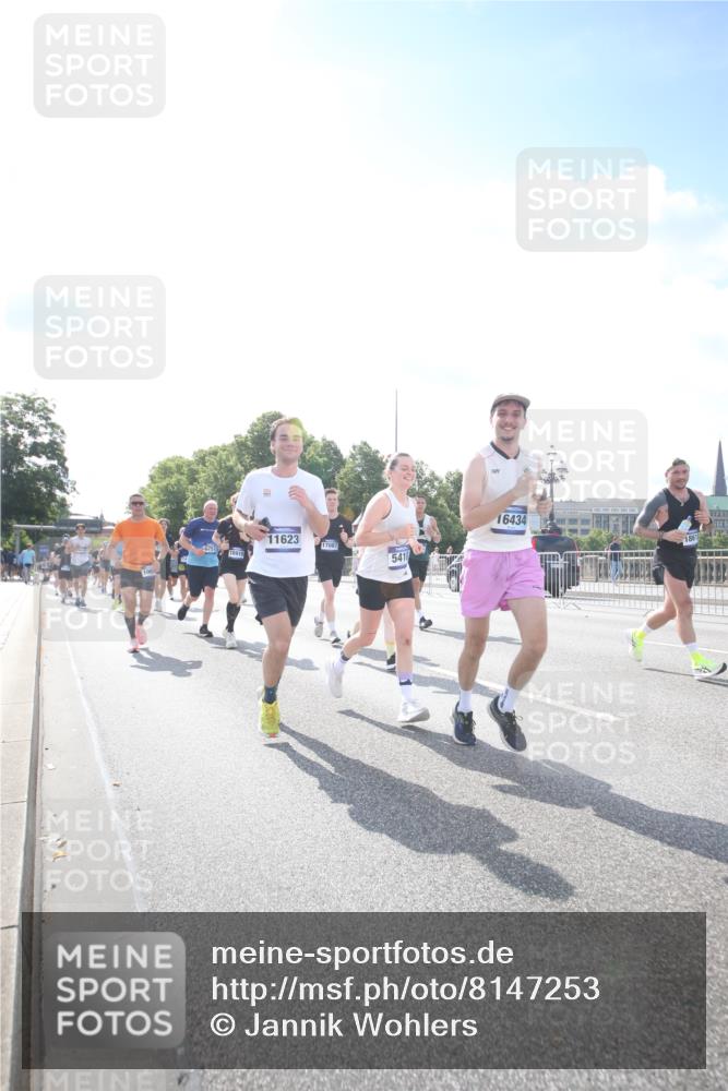 29.06.2025 - hella hamburg halbmarathon Jannik Wohlers http://msf.ph/oto/8147253 29.06.2025 10:00:26 Lombardsbrücke 1583, 1611, 2474, 3059, 3141, 3740, 3983, 4616, 4708, 5033, 5418, 5870, 6138, 6147, 6443, 6714, 6757, 7757, 7759, 7761, 8255, 8326, 8478, 8632, 8923, 9124, 9553, 9555, 9577, 10074, 10271, 10599, 10705, 11623, 12787, 12809, 13086, 13407, 13498, 13558, 14306, 14577, 14673, 15232, 15284, 16093, 16434, 16922, 17087, 17268, 17304, 17852, 18125, 18426, 18450, 18485, 18508, 18612, 18762, 18919 meine-sportfotos.de