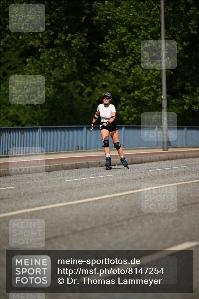 29.06.2025 - hella hamburg halbmarathon Dr. Thomas Lammeyer http://msf.ph/oto/8147254 29.06.2025 09:26:45 Kennedybrücke  meine-sportfotos.de