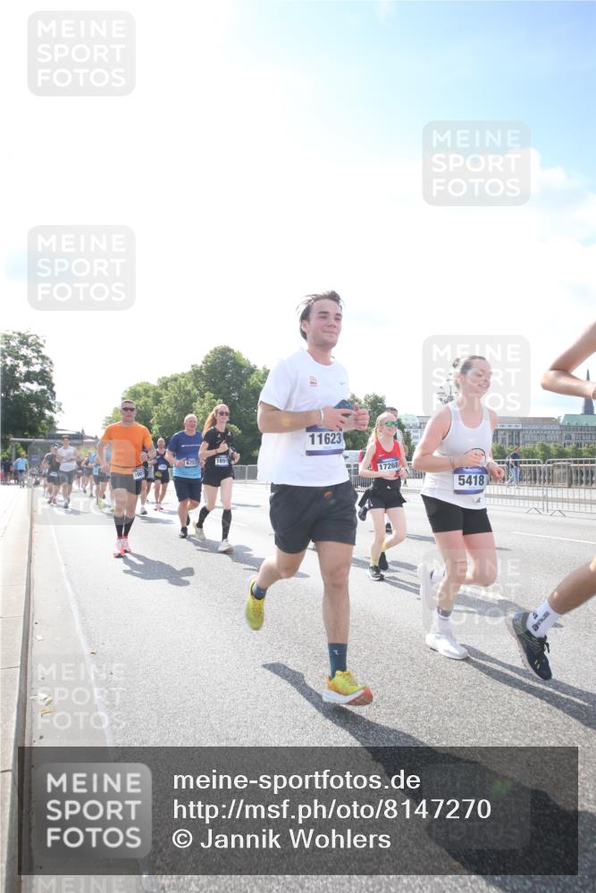 29.06.2025 - hella hamburg halbmarathon Jannik Wohlers http://msf.ph/oto/8147270 29.06.2025 10:00:26 Lombardsbrücke 1583, 1611, 2474, 3059, 3141, 3740, 3983, 4616, 4708, 5033, 5418, 5870, 6138, 6147, 6443, 6714, 6757, 7757, 7759, 7761, 8255, 8326, 8478, 8632, 8923, 9124, 9553, 9555, 9577, 10074, 10271, 10599, 10705, 11623, 12787, 12809, 13086, 13407, 13498, 13558, 14306, 14577, 14673, 15232, 15284, 16093, 16434, 16922, 17087, 17268, 17304, 17852, 18125, 18426, 18450, 18485, 18508, 18612, 18762, 18919 meine-sportfotos.de