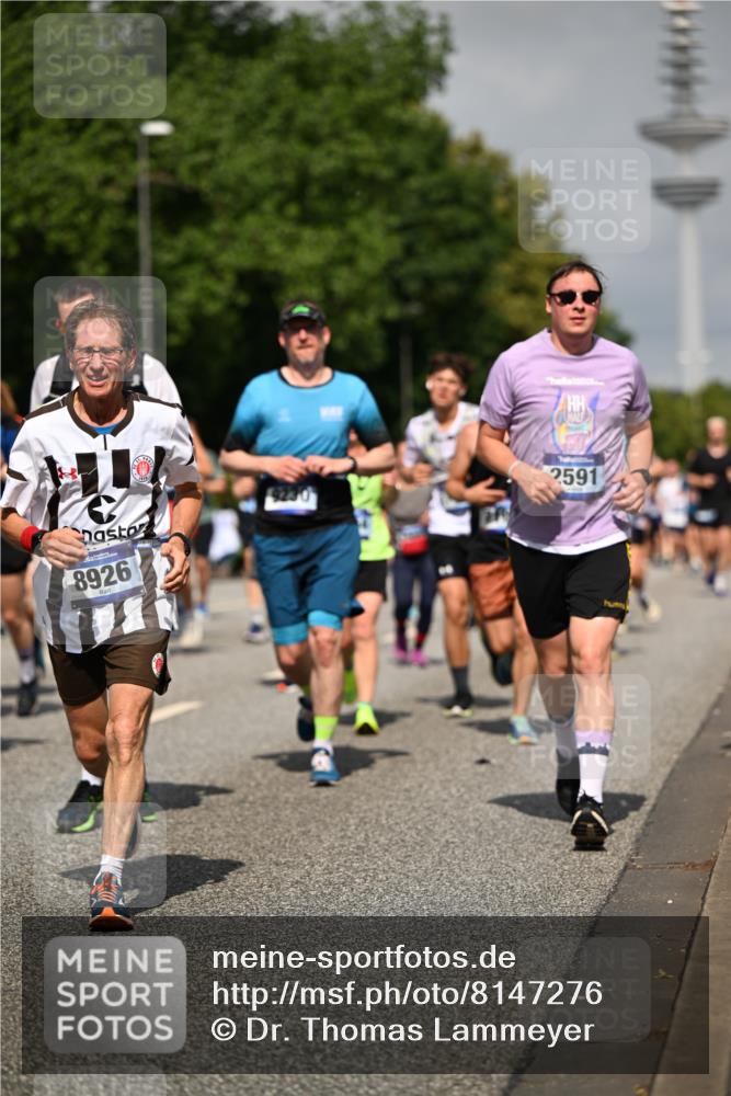 29.06.2025 - hella hamburg halbmarathon Dr. Thomas Lammeyer http://msf.ph/oto/8147276 29.06.2025 10:05:53 Kennedybrücke 1184, 1329, 1364, 1464, 1653, 1722, 1724, 1881, 1940, 2591, 2806, 2957, 3039, 3199, 4322, 4649, 5547, 5602, 5603, 0000, 6327, 6438, 6921, 7189, 7223, 7846, 8191, 8578, 8632, 8926, 9230, 9741, 10074, 10882, 10915 meine-sportfotos.de