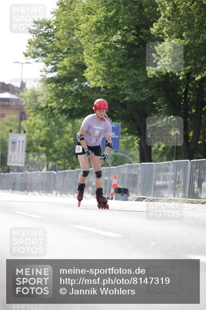 29.06.2025 - hella hamburg halbmarathon Jannik Wohlers http://msf.ph/oto/8147319 29.06.2025 09:09:42 Lombardsbrücke  meine-sportfotos.de