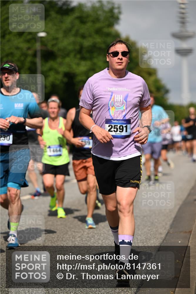 29.06.2025 - hella hamburg halbmarathon Dr. Thomas Lammeyer http://msf.ph/oto/8147361 29.06.2025 10:05:54 Kennedybrücke 1184, 1329, 1364, 1464, 1653, 1722, 1724, 1881, 1940, 2591, 2806, 2957, 3039, 3199, 4322, 4649, 5547, 5602, 5603, 0000, 6327, 6438, 6921, 7189, 7223, 7846, 8191, 8578, 8632, 8926, 9230, 9741, 10074, 10882 meine-sportfotos.de