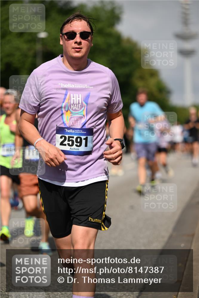 29.06.2025 - hella hamburg halbmarathon Dr. Thomas Lammeyer http://msf.ph/oto/8147387 29.06.2025 10:05:55 Kennedybrücke 1184, 1329, 1364, 1464, 1653, 1722, 1724, 1881, 1940, 2591, 2806, 2957, 3039, 3199, 4322, 4649, 5547, 5602, 5603, 0000, 6327, 6438, 6921, 7031, 7189, 7223, 7846, 8191, 8578, 8632, 8926, 9230, 9741, 10074, 10882 meine-sportfotos.de