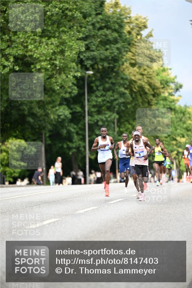 29.06.2025 - hella hamburg halbmarathon Dr. Thomas Lammeyer http://msf.ph/oto/8147403 29.06.2025 09:33:41 Kennedybrücke 2, 4, 5, 6, 7, 8, 9, 10, 11, 13, 16, 22, 23, 25, 59 meine-sportfotos.de