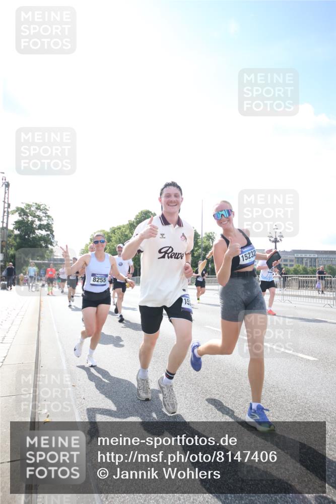 29.06.2025 - hella hamburg halbmarathon Jannik Wohlers http://msf.ph/oto/8147406 29.06.2025 10:00:33 Lombardsbrücke 1726, 2490, 3059, 3141, 3625, 3740, 3983, 4238, 4616, 4708, 5033, 5418, 5870, 6147, 6487, 6531, 6714, 6757, 7658, 7757, 7759, 7761, 8255, 8326, 8478, 8632, 8923, 9124, 10074, 10188, 10271, 10705, 11623, 12196, 12206, 12261, 12787, 12809, 13086, 13287, 13407, 14306, 14577, 14673, 15232, 15284, 15527, 15838, 16401, 16434, 16594, 16786, 16922, 17087, 17268, 17304, 17852, 18125, 18426, 18452, 18485, 18612, 18759, 18919 meine-sportfotos.de