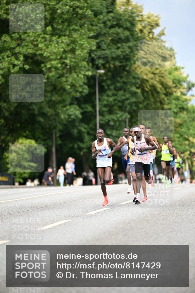29.06.2025 - hella hamburg halbmarathon Dr. Thomas Lammeyer http://msf.ph/oto/8147429 29.06.2025 09:33:42 Kennedybrücke 2, 4, 5, 6, 7, 8, 9, 10, 11, 13, 16, 22, 23, 25, 59 meine-sportfotos.de