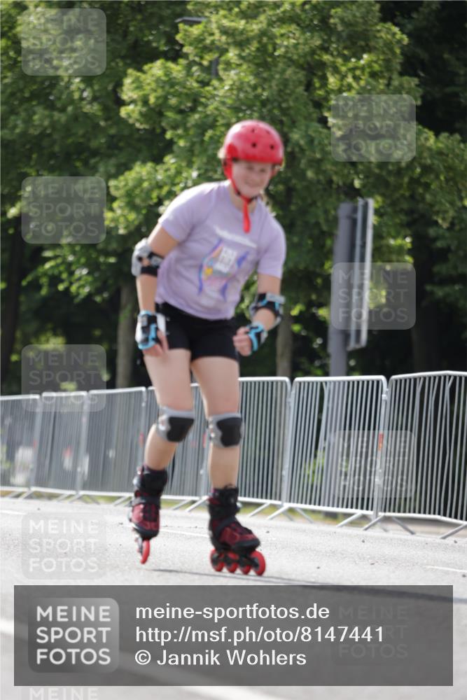 29.06.2025 - hella hamburg halbmarathon Jannik Wohlers http://msf.ph/oto/8147441 29.06.2025 09:09:45 Lombardsbrücke  meine-sportfotos.de