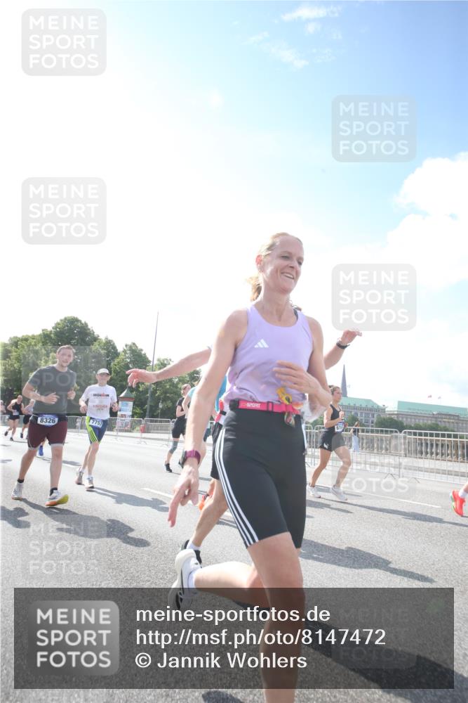 29.06.2025 - hella hamburg halbmarathon Jannik Wohlers http://msf.ph/oto/8147472 29.06.2025 10:00:35 Lombardsbrücke 1726, 2490, 3059, 3625, 3740, 3983, 4238, 4616, 4708, 5033, 5418, 5870, 6147, 6487, 6531, 6714, 6757, 6835, 7658, 7757, 7759, 7761, 8255, 8326, 8632, 8923, 9124, 9932, 10074, 10188, 10271, 10705, 11623, 11937, 12196, 12206, 12261, 12787, 12809, 13086, 13287, 13407, 14306, 14577, 15232, 15284, 15527, 15838, 16401, 16434, 16594, 16786, 16922, 17087, 17268, 17304, 18029, 18426, 18452, 18485, 18612, 18759, 18919 meine-sportfotos.de