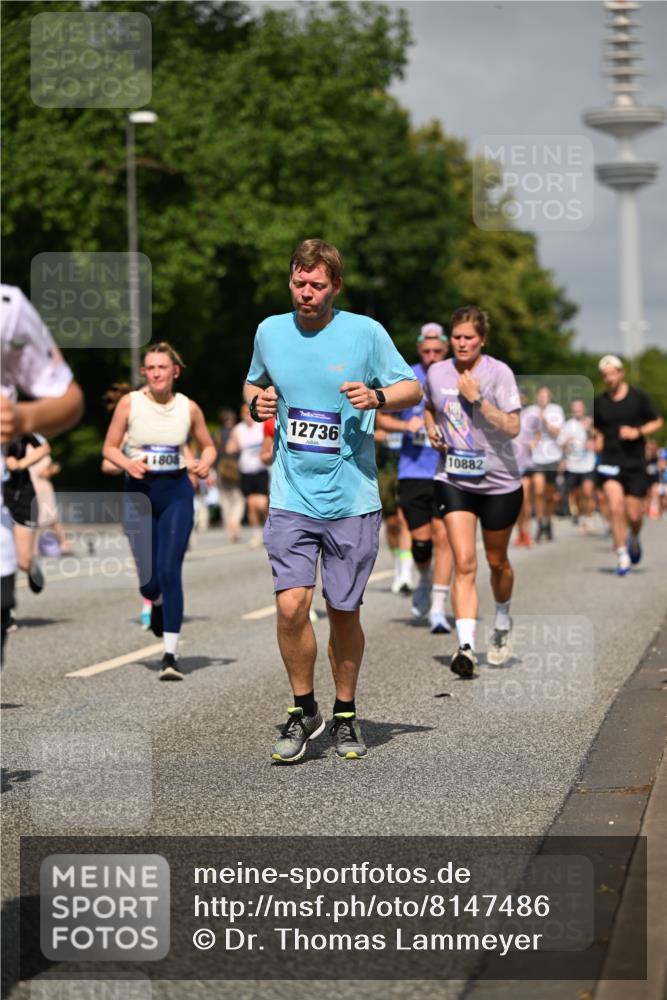 29.06.2025 - hella hamburg halbmarathon Dr. Thomas Lammeyer http://msf.ph/oto/8147486 29.06.2025 10:05:57 Kennedybrücke 1184, 1329, 1364, 1464, 1653, 1722, 1724, 1729, 1881, 1940, 2591, 2957, 3039, 3199, 4328, 4649, 5547, 5602, 5603, 0000, 6327, 6438, 6921, 7031, 7189, 7223, 7846, 8191, 8578, 8632, 8926, 9156, 9230, 9353, 9741, 10074, 10177, 10882 meine-sportfotos.de