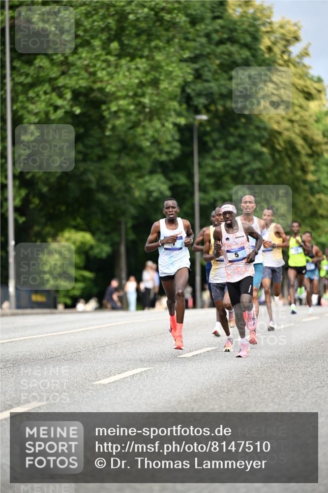 29.06.2025 - hella hamburg halbmarathon Dr. Thomas Lammeyer http://msf.ph/oto/8147510 29.06.2025 09:33:43 Kennedybrücke 2, 4, 5, 6, 7, 8, 9, 10, 11, 13, 16, 22, 23, 25, 59 meine-sportfotos.de