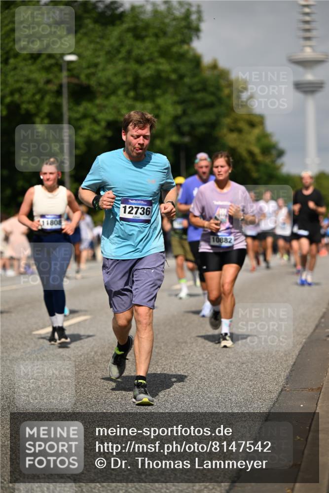 29.06.2025 - hella hamburg halbmarathon Dr. Thomas Lammeyer http://msf.ph/oto/8147542 29.06.2025 10:05:58 Kennedybrücke 1184, 1329, 1364, 1464, 1653, 1722, 1724, 1729, 1881, 1940, 2591, 2957, 3039, 3199, 4328, 4649, 5547, 5602, 5603, 0000, 6327, 6438, 6921, 7031, 7189, 7223, 7846, 8191, 8578, 8632, 8926, 9156, 9230, 9353, 9741, 10074, 10177, 10882 meine-sportfotos.de