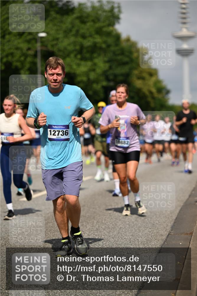 29.06.2025 - hella hamburg halbmarathon Dr. Thomas Lammeyer http://msf.ph/oto/8147550 29.06.2025 10:05:58 Kennedybrücke 1184, 1329, 1364, 1464, 1653, 1722, 1724, 1729, 1881, 1940, 2591, 2957, 3039, 3199, 4328, 4649, 5547, 5602, 5603, 0000, 6327, 6438, 6921, 7031, 7189, 7223, 7846, 8191, 8578, 8632, 8926, 9156, 9230, 9353, 9741, 10074, 10177, 10882 meine-sportfotos.de