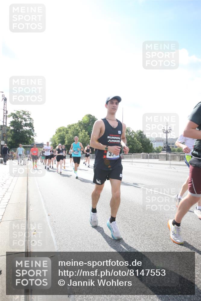 29.06.2025 - hella hamburg halbmarathon Jannik Wohlers http://msf.ph/oto/8147553 29.06.2025 10:00:36 Lombardsbrücke 1726, 2490, 3625, 3740, 4238, 4616, 4708, 5033, 5418, 5870, 6147, 6487, 6531, 6714, 6757, 6835, 7658, 7757, 7759, 7761, 8255, 8326, 8632, 8923, 9124, 9932, 10074, 10188, 10271, 10705, 11623, 11937, 12196, 12206, 12261, 12809, 13287, 13407, 14306, 14577, 15232, 15284, 15527, 15838, 16401, 16434, 16594, 16786, 16922, 17087, 17268, 17304, 18029, 18426, 18452, 18485, 18612, 18759, 18919 meine-sportfotos.de