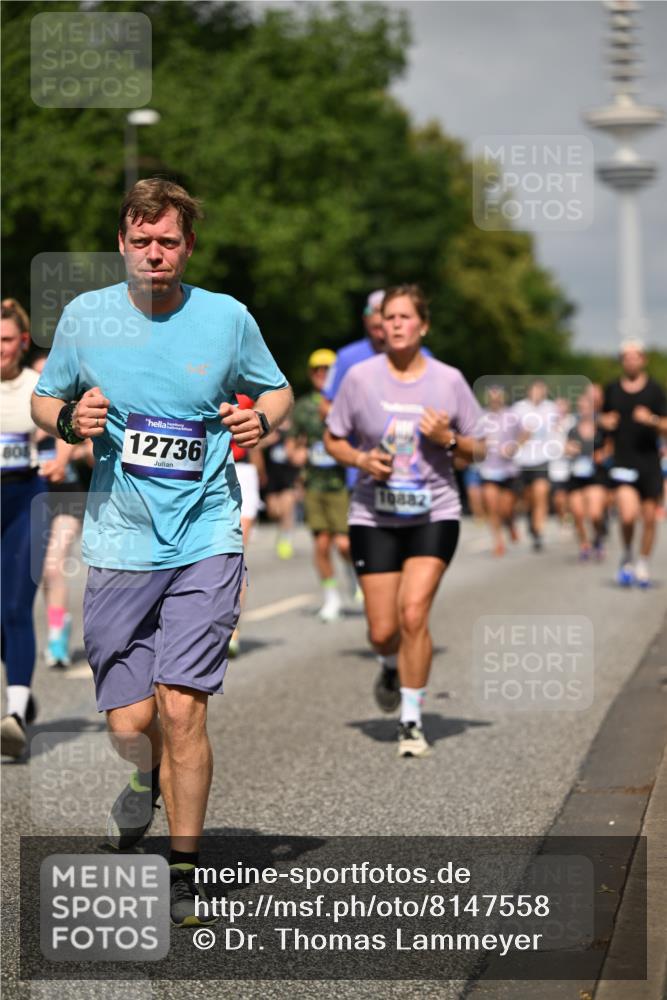 29.06.2025 - hella hamburg halbmarathon Dr. Thomas Lammeyer http://msf.ph/oto/8147558 29.06.2025 10:05:58 Kennedybrücke 1184, 1329, 1364, 1464, 1653, 1722, 1724, 1729, 1881, 1940, 2591, 2957, 3039, 3199, 4328, 4649, 5547, 5602, 5603, 0000, 6327, 6438, 6921, 7031, 7189, 7223, 7846, 8191, 8578, 8632, 8926, 9156, 9230, 9353, 9741, 10074, 10177, 10882 meine-sportfotos.de