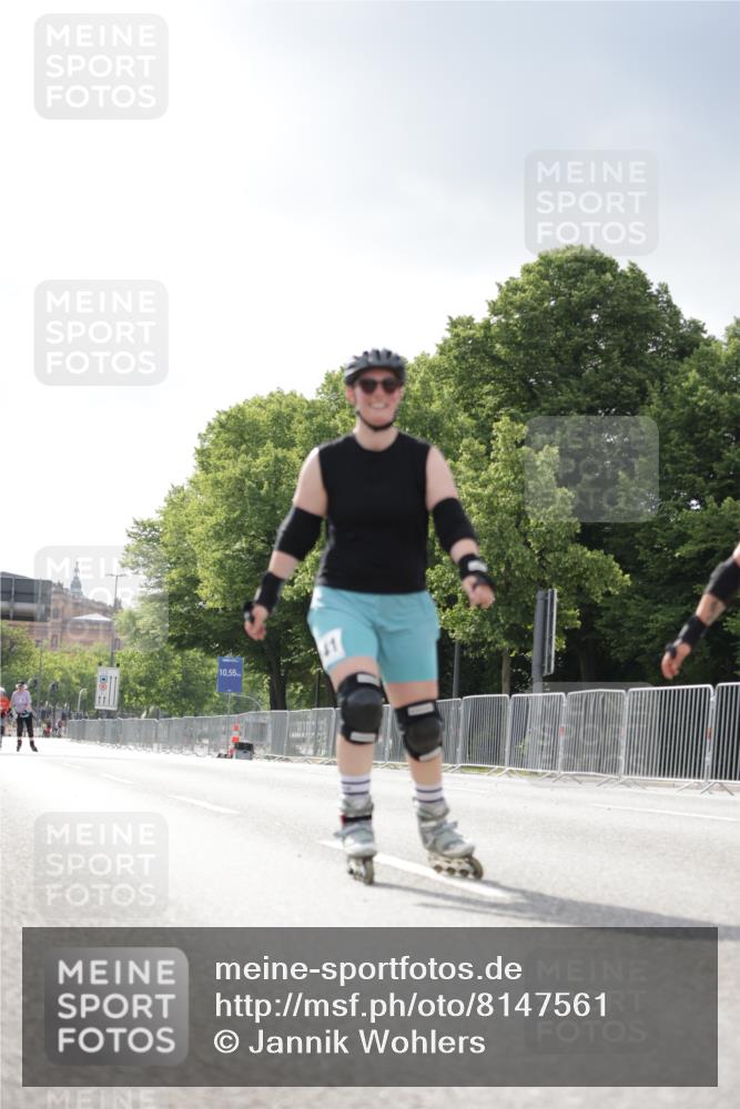 29.06.2025 - hella hamburg halbmarathon Jannik Wohlers http://msf.ph/oto/8147561 29.06.2025 09:09:57 Lombardsbrücke  meine-sportfotos.de