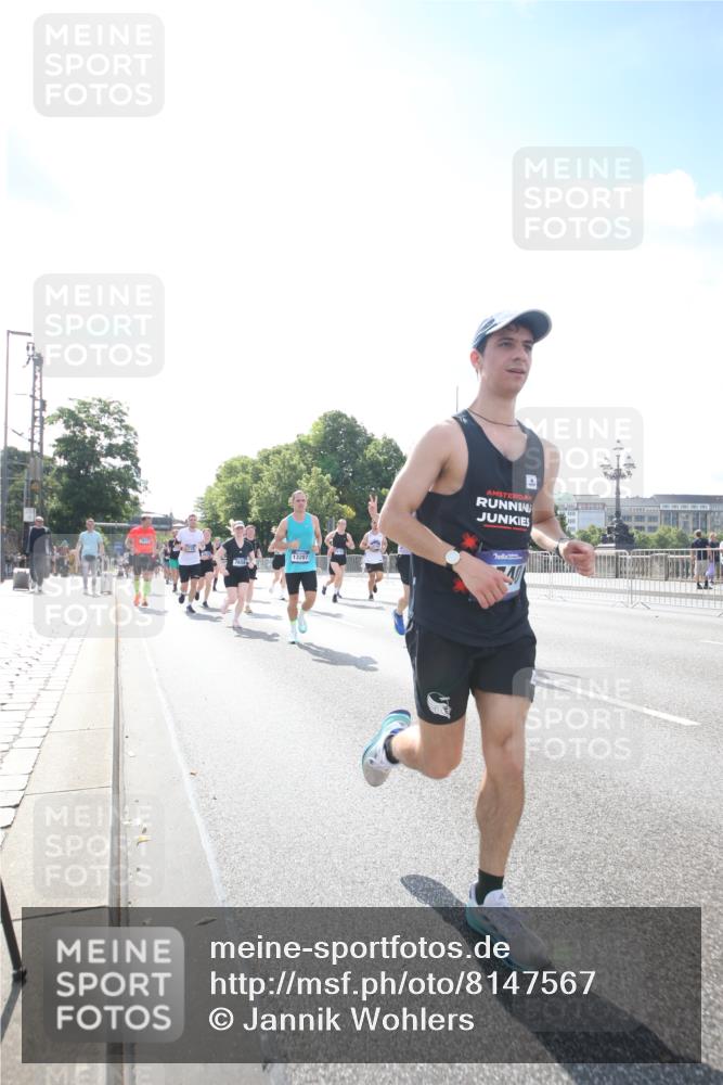 29.06.2025 - hella hamburg halbmarathon Jannik Wohlers http://msf.ph/oto/8147567 29.06.2025 10:00:36 Lombardsbrücke 1726, 2490, 3625, 3740, 4238, 4616, 4708, 5033, 5418, 5870, 6147, 6487, 6531, 6714, 6757, 6835, 7658, 7757, 7759, 7761, 8255, 8326, 8632, 8923, 9124, 9932, 10074, 10188, 10271, 10705, 11623, 11937, 12196, 12206, 12261, 12809, 13287, 13407, 14306, 14577, 15232, 15284, 15527, 15838, 16401, 16434, 16594, 16786, 16922, 17087, 17268, 17304, 18029, 18426, 18452, 18485, 18612, 18759, 18919 meine-sportfotos.de