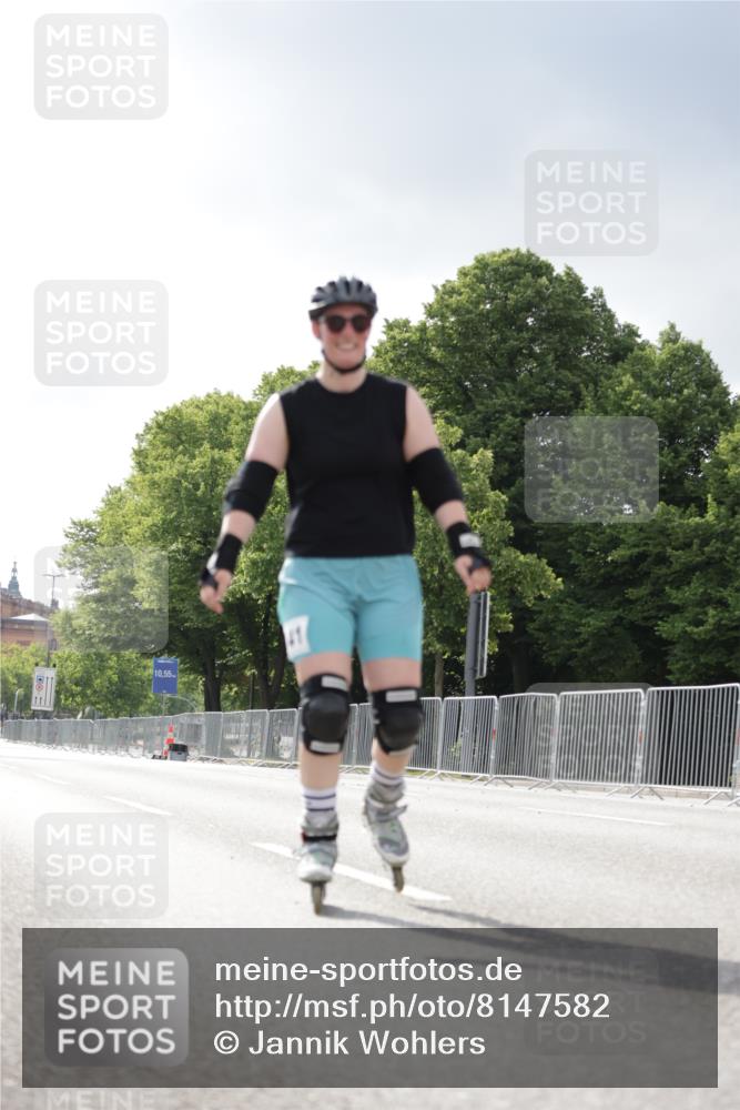 29.06.2025 - hella hamburg halbmarathon Jannik Wohlers http://msf.ph/oto/8147582 29.06.2025 09:09:57 Lombardsbrücke  meine-sportfotos.de