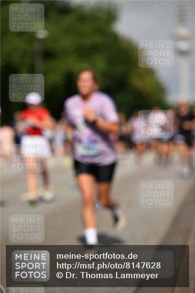 29.06.2025 - hella hamburg halbmarathon Dr. Thomas Lammeyer http://msf.ph/oto/8147628 29.06.2025 10:05:59 Kennedybrücke 1184, 1329, 1364, 1464, 1653, 1722, 1724, 1729, 1881, 1940, 2591, 3039, 3199, 4328, 4649, 5547, 5602, 5603, 6327, 6438, 7031, 7189, 7223, 7846, 8191, 8632, 8926, 9156, 9230, 9353, 9741, 10074, 10177, 10882 meine-sportfotos.de