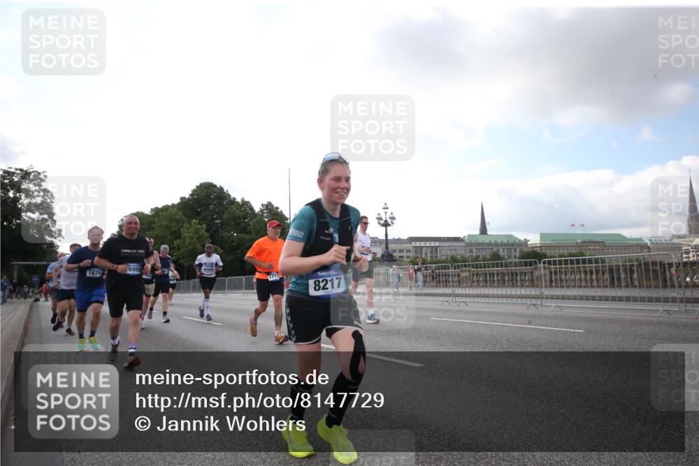29.06.2025 - hella hamburg halbmarathon Jannik Wohlers http://msf.ph/oto/8147729 29.06.2025 10:04:02 Lombardsbrücke 1213, 1377, 1674, 2011, 2852, 2979, 3994, 4146, 4587, 5354, 5365, 5976, 6709, 8217, 9489, 10213, 10756, 10962, 11582, 12004, 12005, 12998, 13625, 14340, 14436, 14917, 16128, 16145, 16753, 16989, 17071, 17113, 17437, 17569, 17763, 18098, 18199, 18525 meine-sportfotos.de