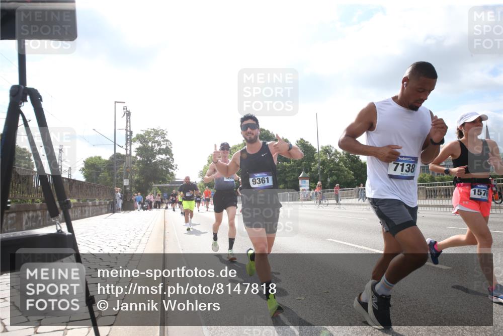 29.06.2025 - hella hamburg halbmarathon Jannik Wohlers http://msf.ph/oto/8147818 29.06.2025 10:05:46 Lombardsbrücke 1842, 3062, 4542, 4868, 5431, 6014, 6314, 7138, 7741, 8051, 8316, 9361, 10781, 13042, 13054, 13481, 14369, 14987, 15113, 15145, 15229, 15537, 15766, 15772, 16441, 16687, 17239, 17746, 18768, 18857, 18966 meine-sportfotos.de