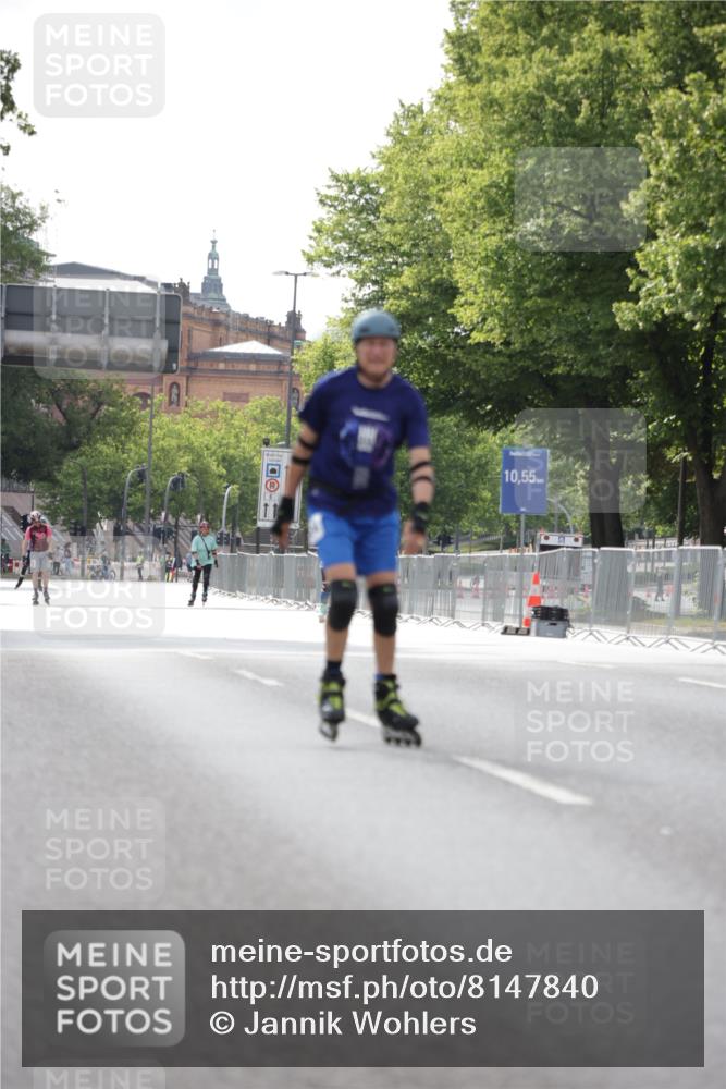 29.06.2025 - hella hamburg halbmarathon Jannik Wohlers http://msf.ph/oto/8147840 29.06.2025 09:10:30 Lombardsbrücke  meine-sportfotos.de